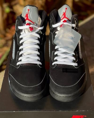 Air Jordan 5 Retro “Black Metallic Reimagined” HF3975-001 Men's and Youth Sizes