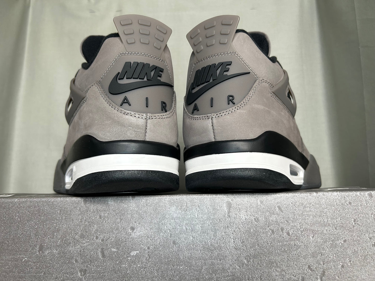 Air Jordan 4 Retro Cave Stone Men's Basketball Performance Shoe Size 12 No Lid